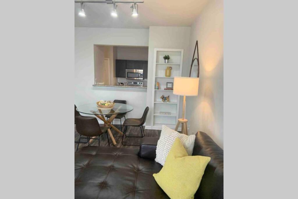 Newly Furnished 1Br Apartment W/ Hermann Park View Houston Kültér fotó